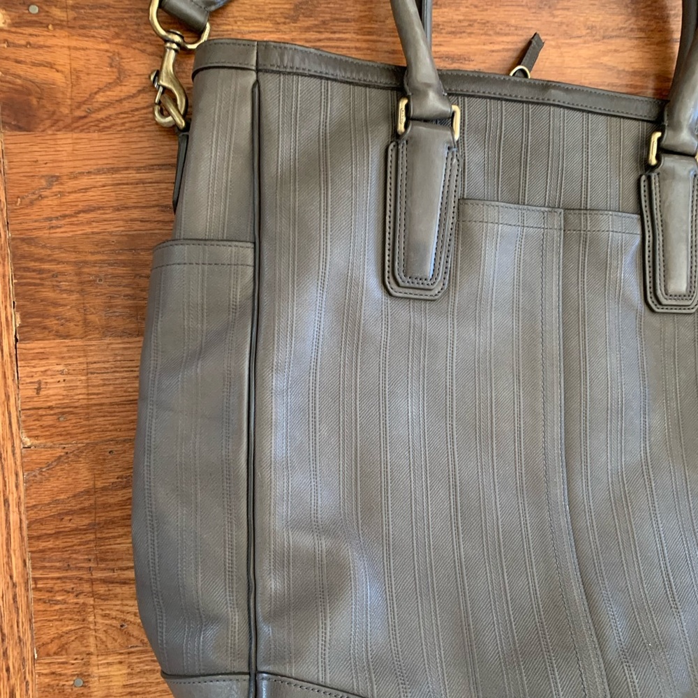 Coach Olive Green Leather Tote with Black Strap and Brass Hardware - Picture 5 of 14